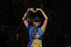 BIB: 
                            <button type="button" onclick="openModal(19235608)" class="btn btn-primary btn-sm float-right btn-popup" data-toggle="modal" data-target=".modal-high-quality">
                        <i class="fas fa-shopping-cart"></i> Add to Cart
                    </button>
                                            <button type="button" onclick="isThisMe(19235608, true)" class="btn btn-success btn-sm float-right btn-popup btn-isme hidden" data-toggle="tooltip" data-placement="bottom" title="นี่คือรูปของคุณใช่ไหม คลิกที่นี่เพื่อเอาเข้าอัลบั้ม">
                        <i class="fas fa-plus"></i> Add to album
                    </button>
                    <button type="button" onclick="isThisMe(19235608, false)" class="btn btn-warning btn-sm float-right btn-popup btn-isnotme hidden">
                        <i class="fas fa-ban"></i> Remove from album
                    </button>